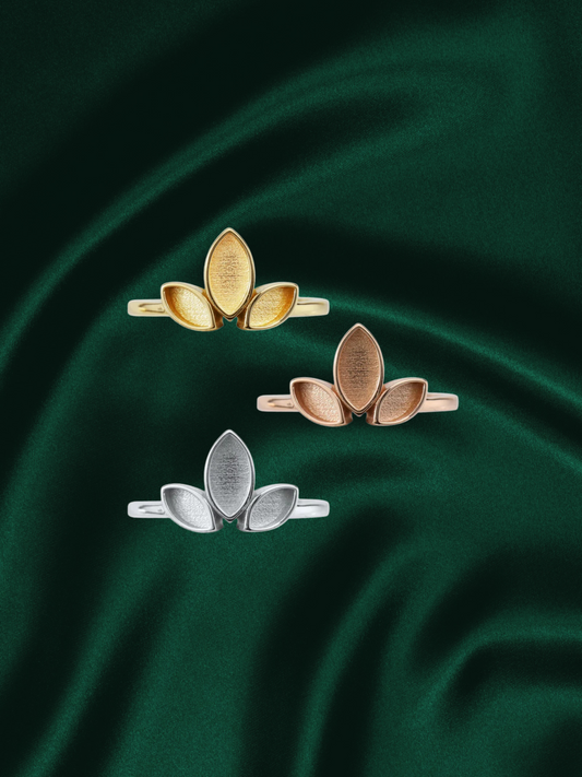 Orchid | Marquise three stone bezel